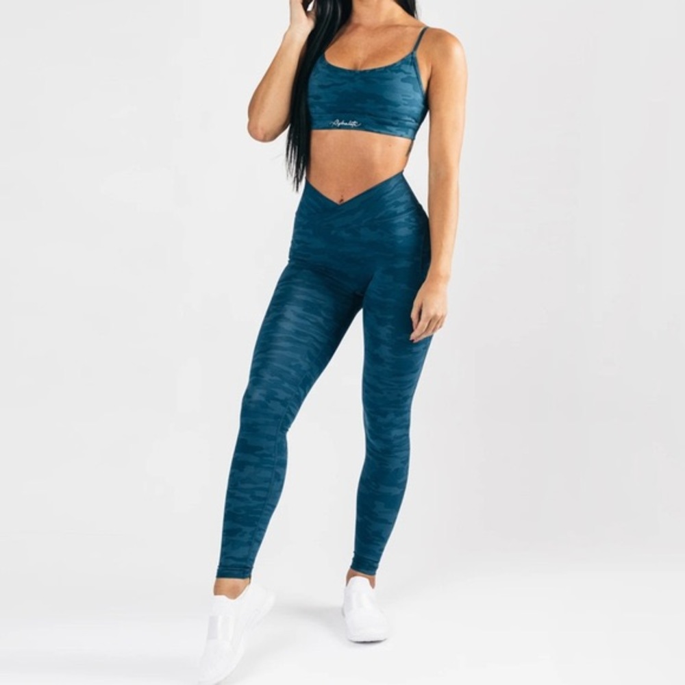 Alphalete Surface Path Legging in Delta Blue Camo